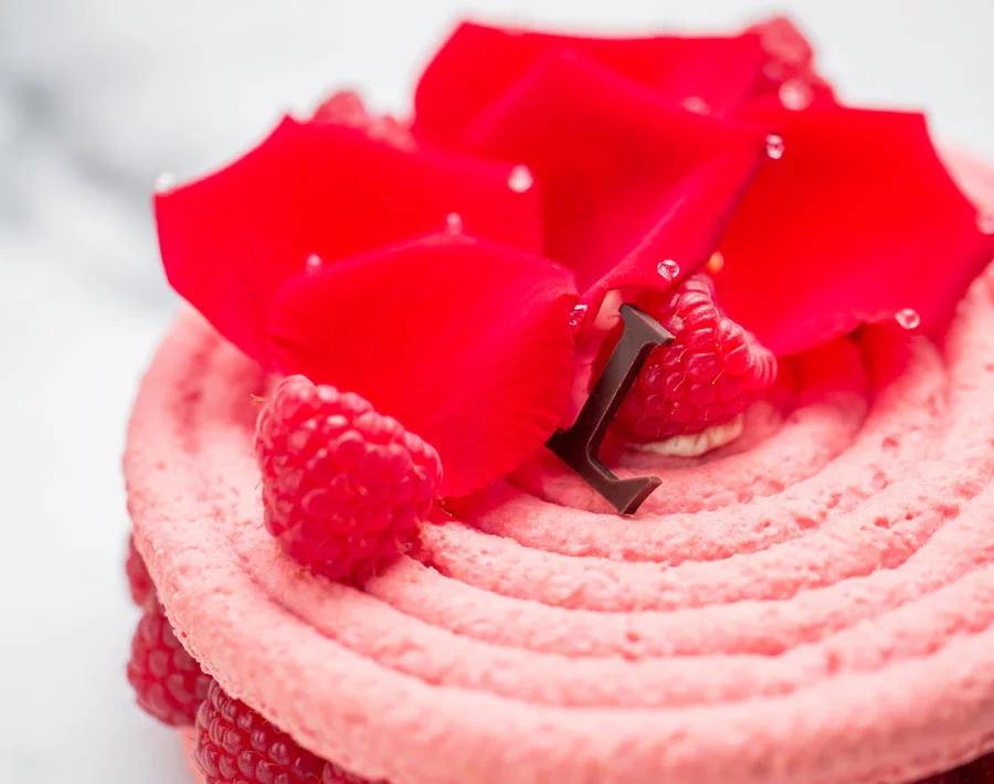 Ispahan – 4/6 parts